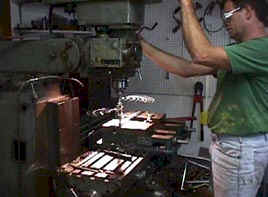 wpeB.jpg (8281 bytes)