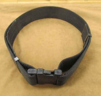 nylonclipbelt.JPG (38833 bytes)